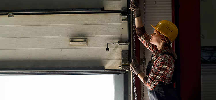 Addressing Common Garage Door Stoppage Issues in Park Ridge, IL